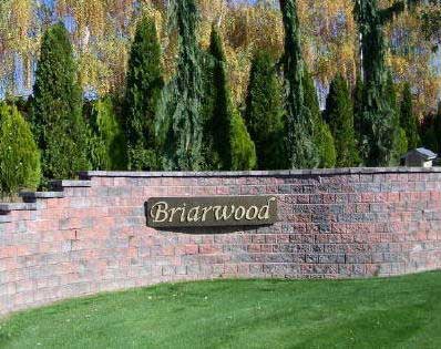 Briarwood Entrance
